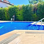 ヴィラ Centrally Located Very Large W Pool Jakuz And Car Park フェティエ