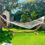 Centrally Located Very Large W Pool Jakuz And Car Park Villa *